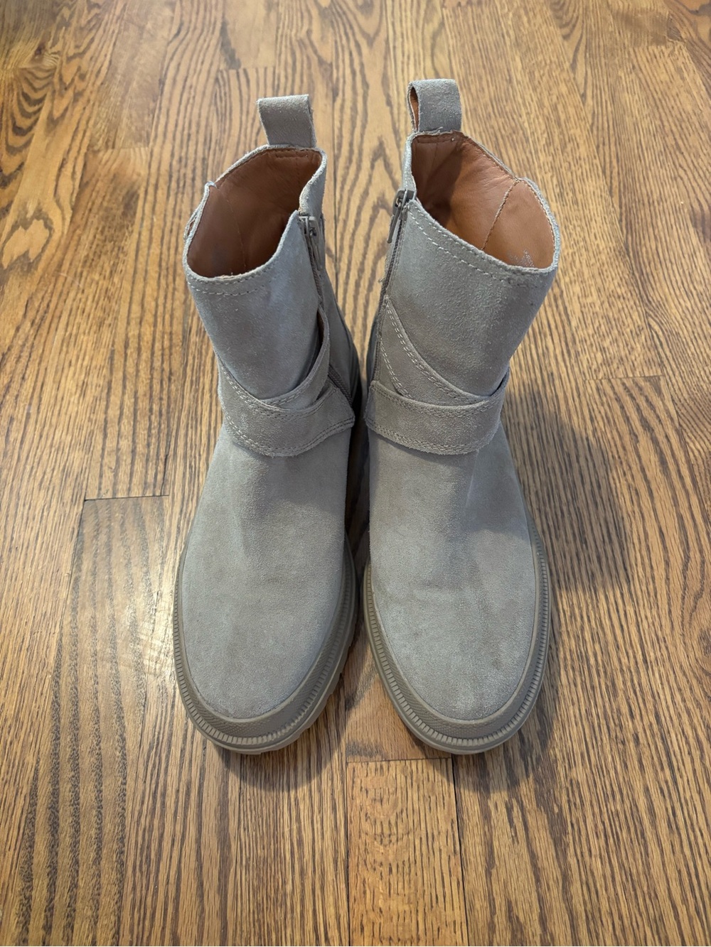 Lucky Brand Elyton Women’s Size 9 Beige Suede Lug Sole Ankle Boots Moto Booties